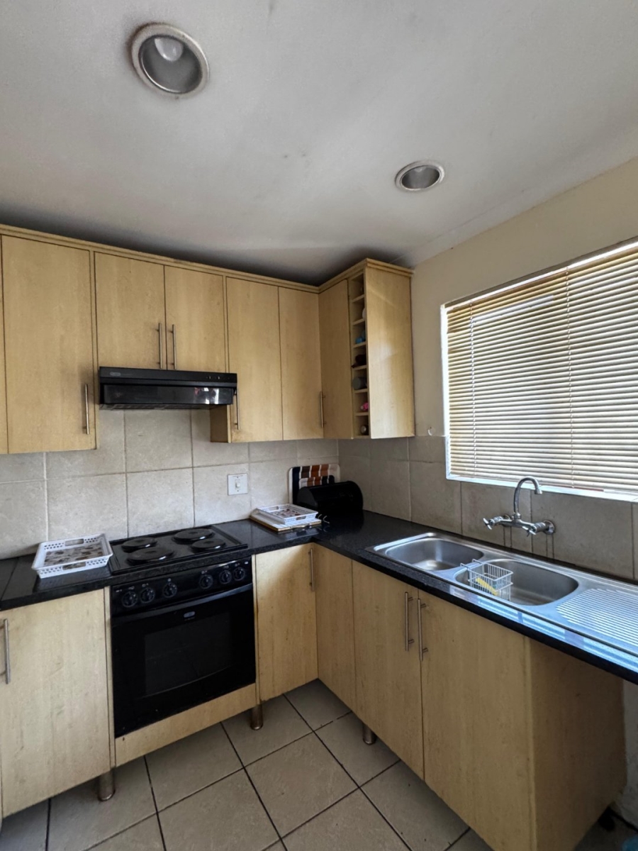 To Let 3 Bedroom Property for Rent in Tuscany Glen Western Cape